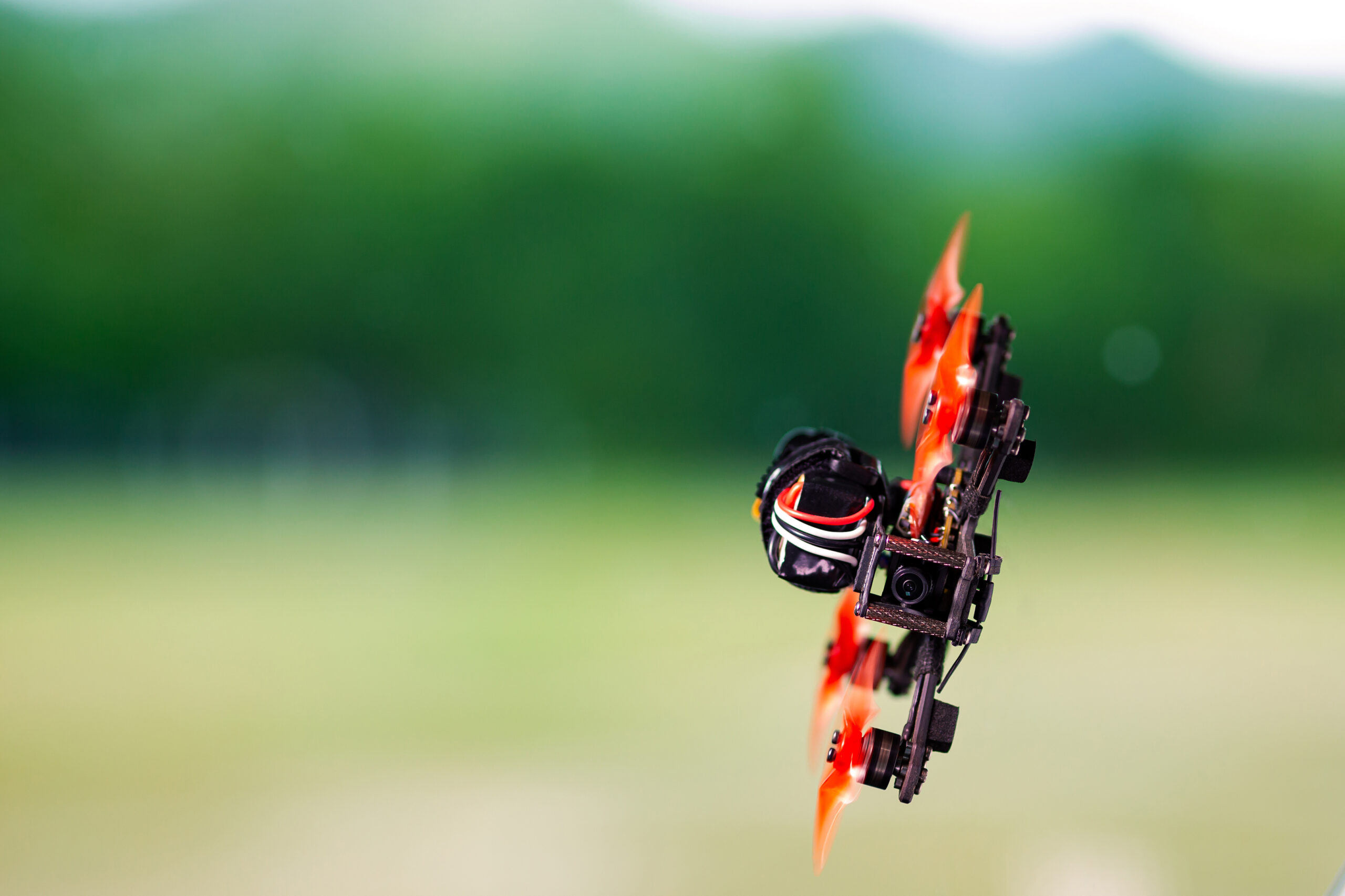 上級者向け！FPVドローンでやってみたいアクロバティックな技【FPV